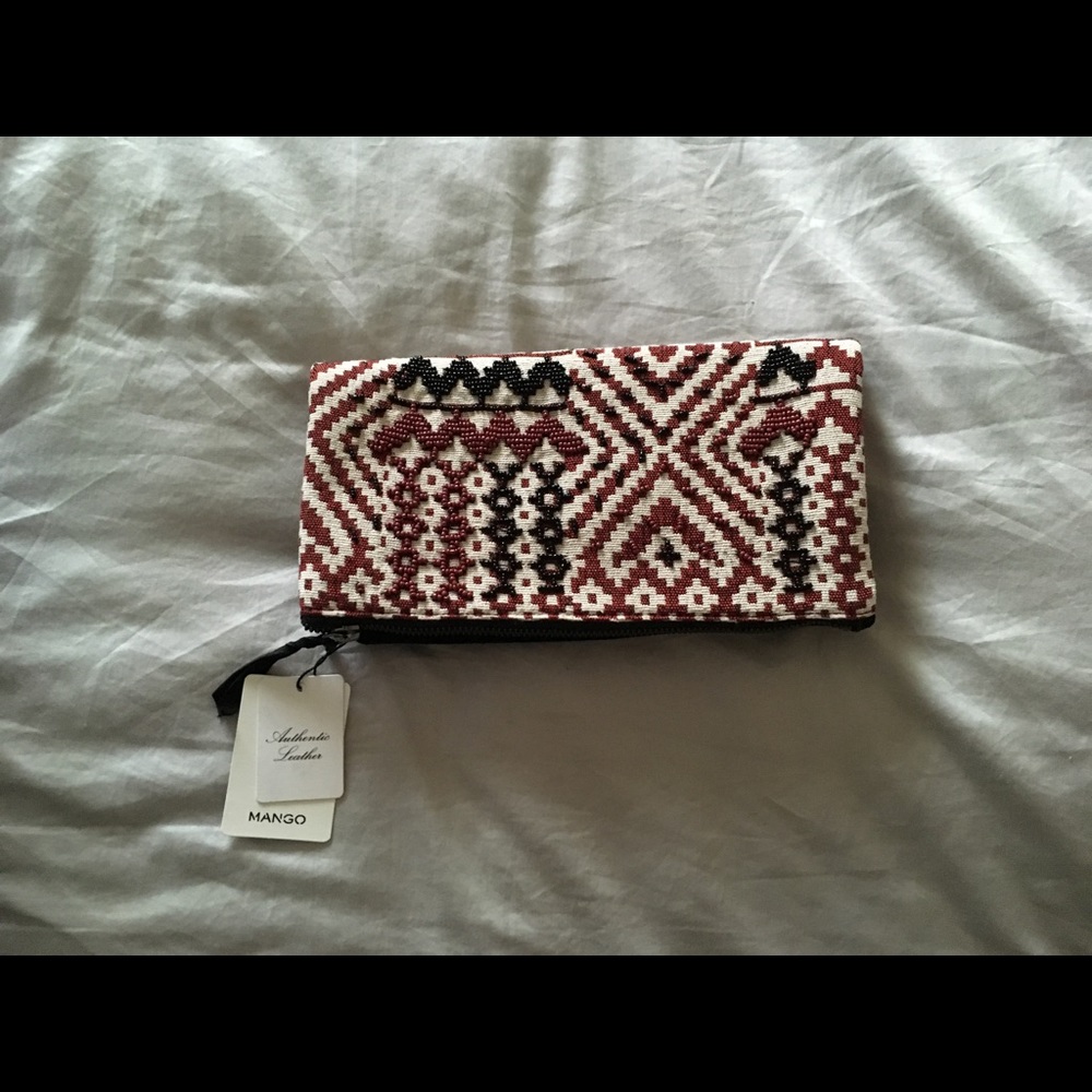 🆕Mango Clutch which is a French brand very rare!